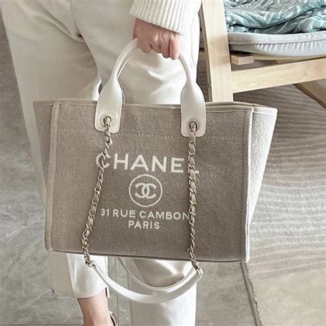 chanel deauville tote